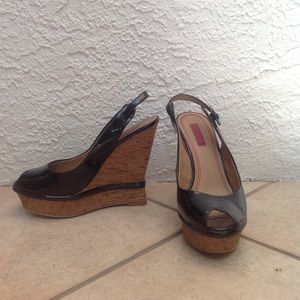 Patent leather wedge